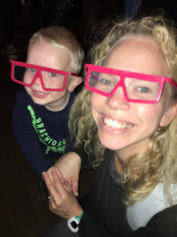 AC6C9C0A-A58D-4CF7-BEEC-78CF04682B86